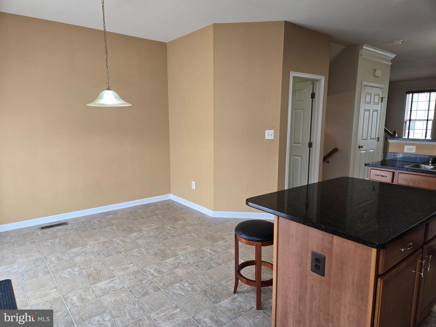 410 Klee Dr Property Photo 6
