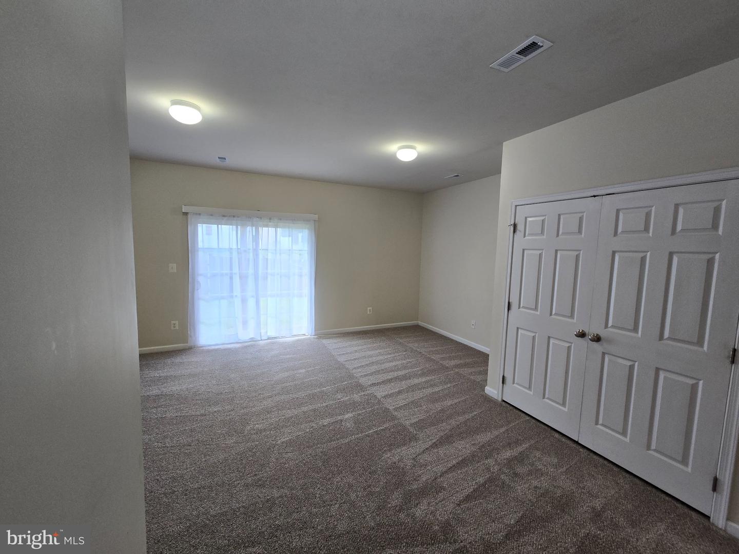 410 Klee Dr Property Photo 27