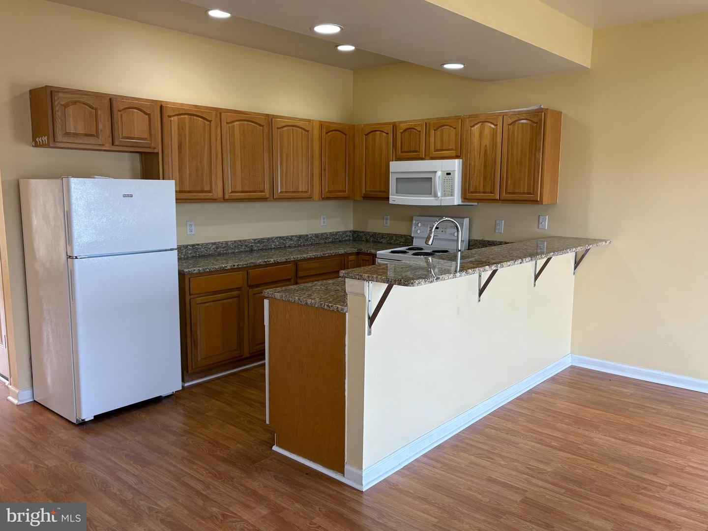 47 Santa Fe Ct Property Photo 3