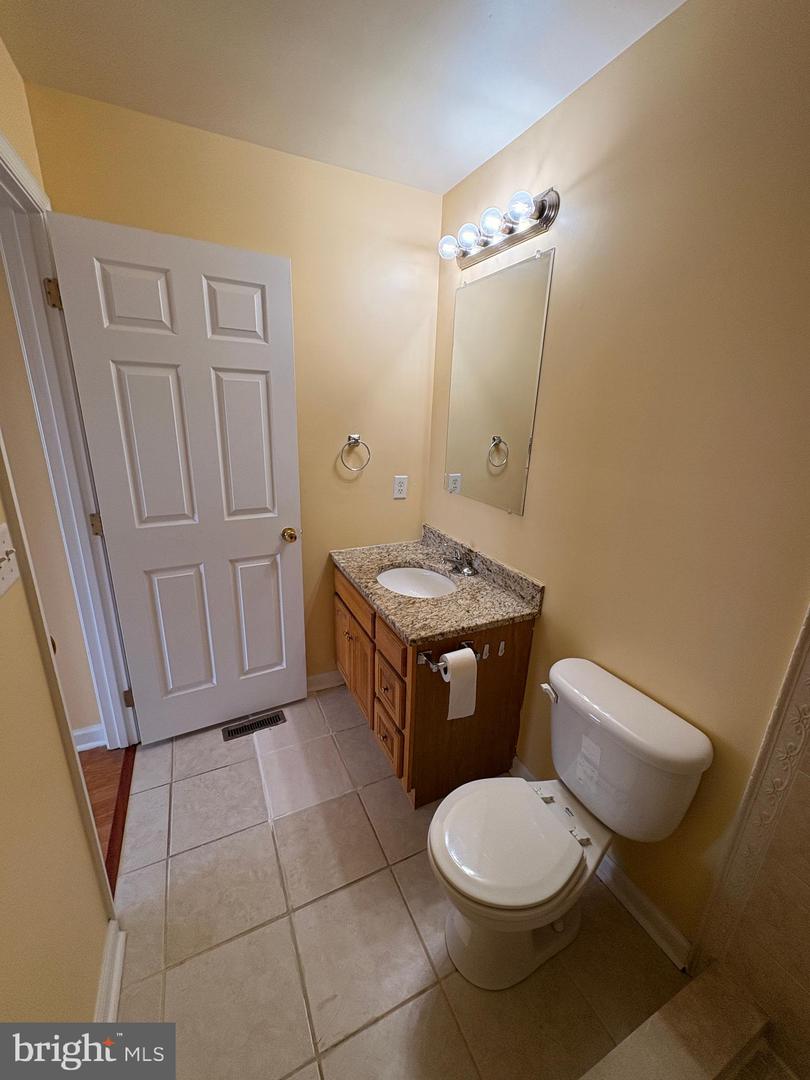 60 Santa Fe Ct Property Photo 7