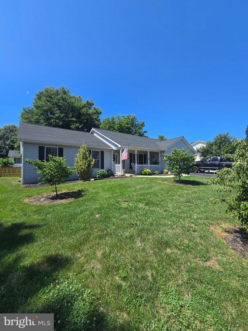 84 Oriole Ln Property Photo 1
