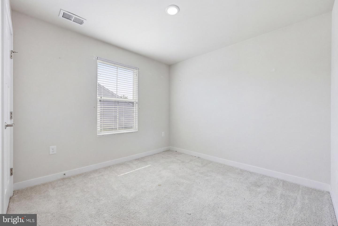 301 Rushbrook Rd Property Photo 9