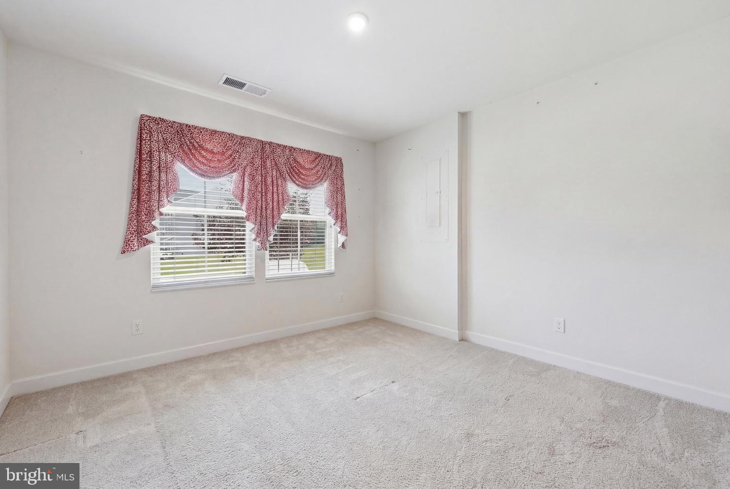 301 Rushbrook Rd Property Photo 11