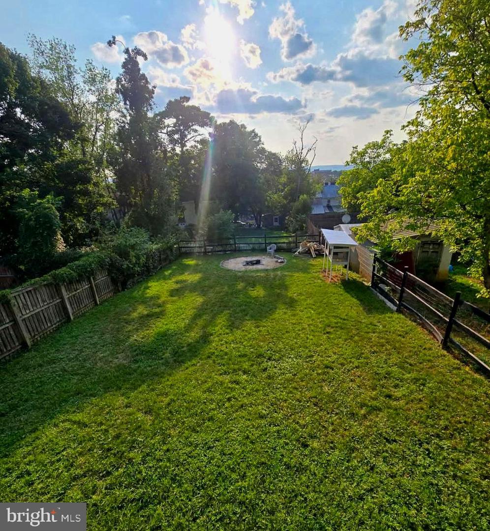 120 N High St Property Photo 6