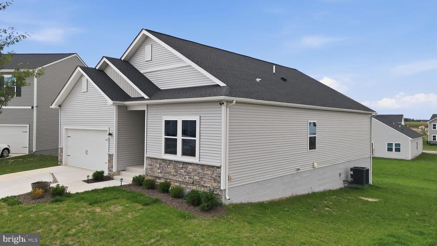 67 Election Ct Property Photo 2
