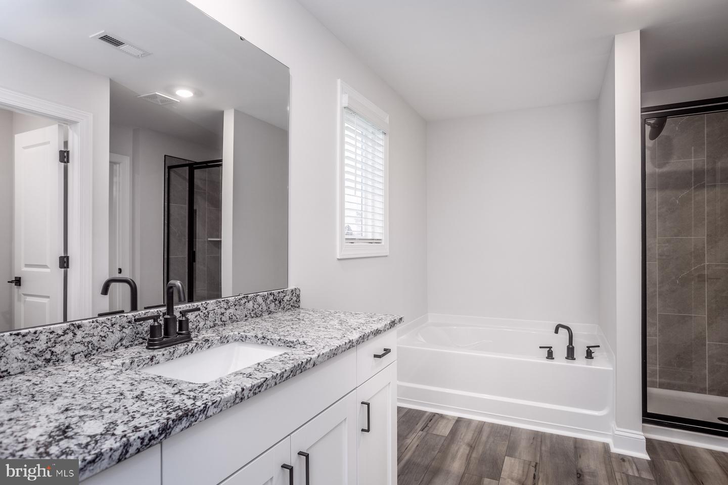 25 Brompton St Property Photo 11