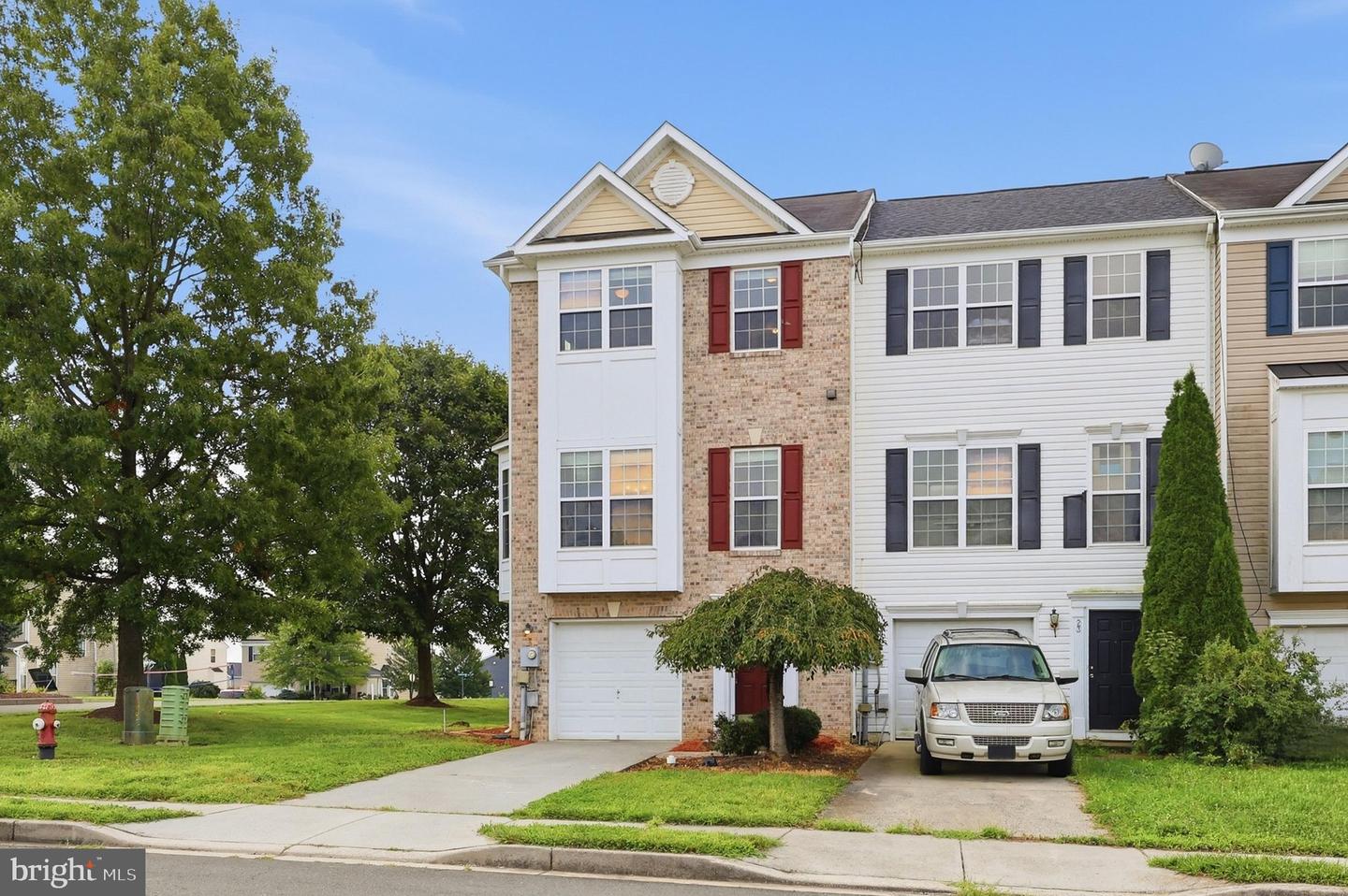 21 Honor Way Property Photo 3