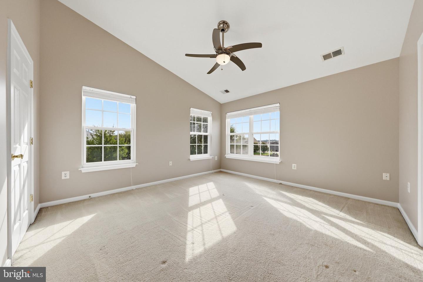 21 Honor Way Property Photo 17