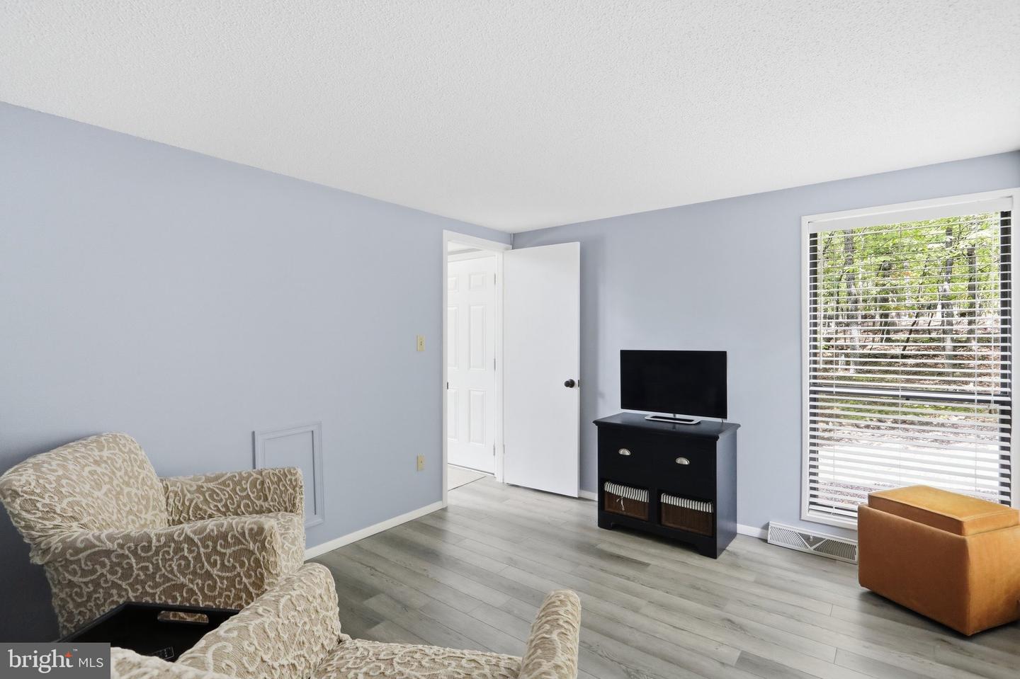 354 Animikean Rdg Property Photo 13