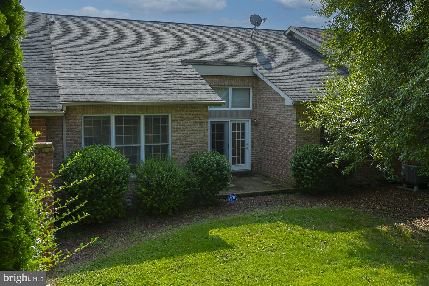 55 Radcliff Ln Property Photo 24