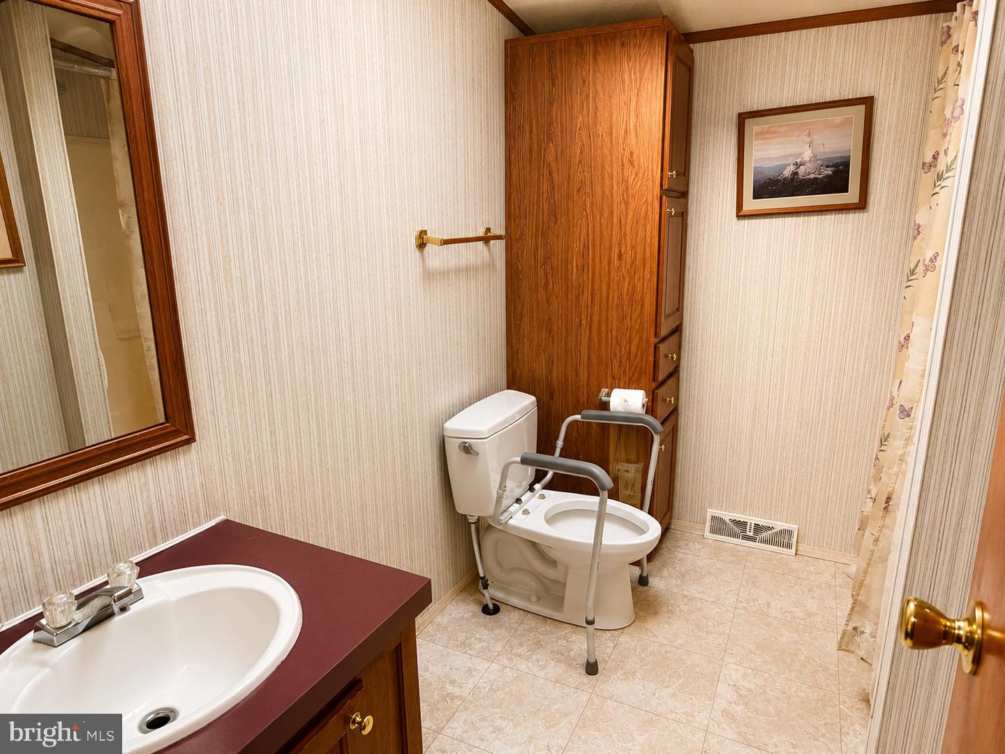 339 Vine Cir Property Photo 17