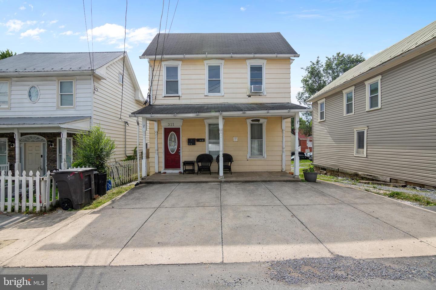 311 Boyd Ave Property Photo 1