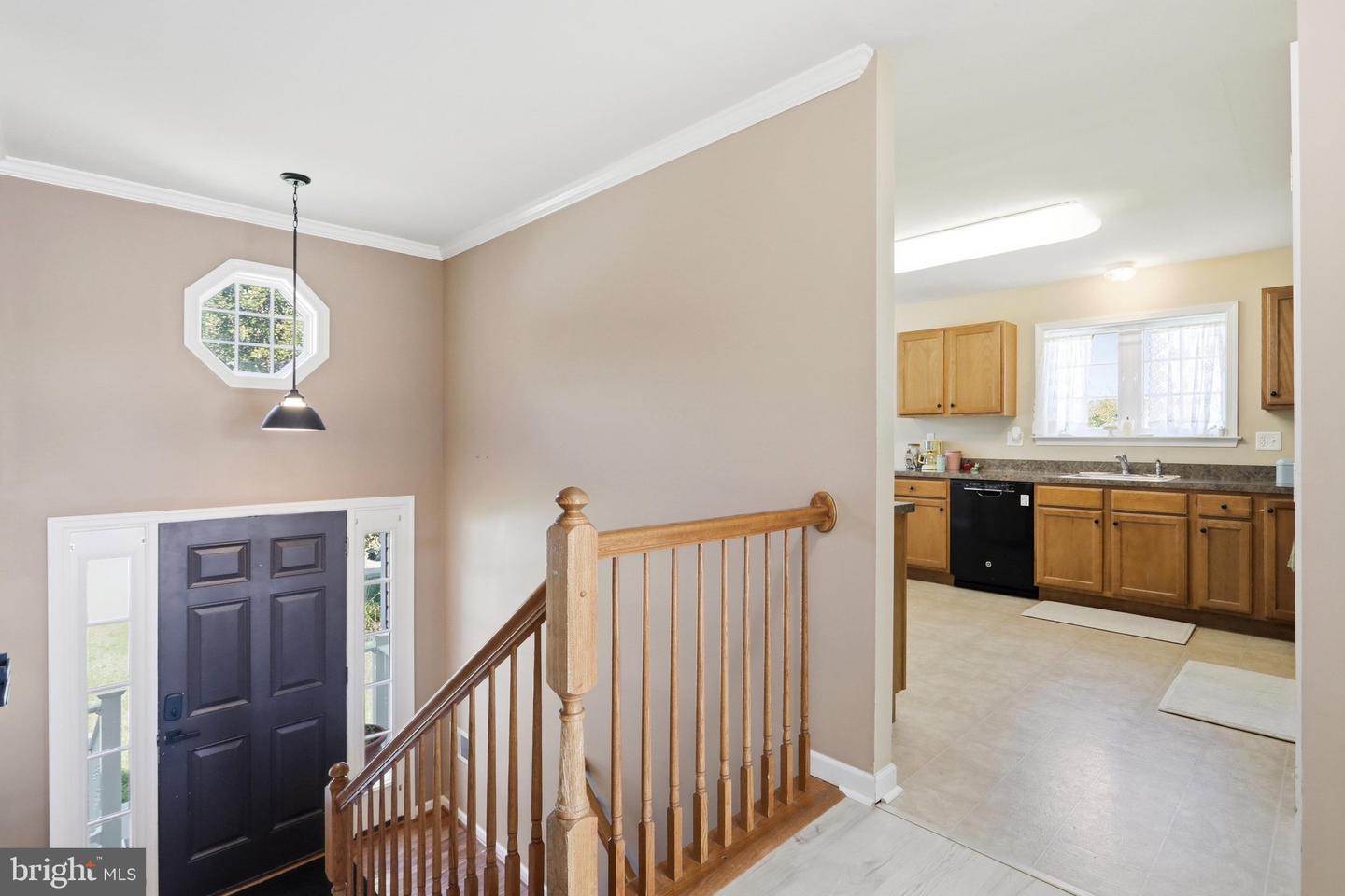 192 Amelia Dr Property Photo 4