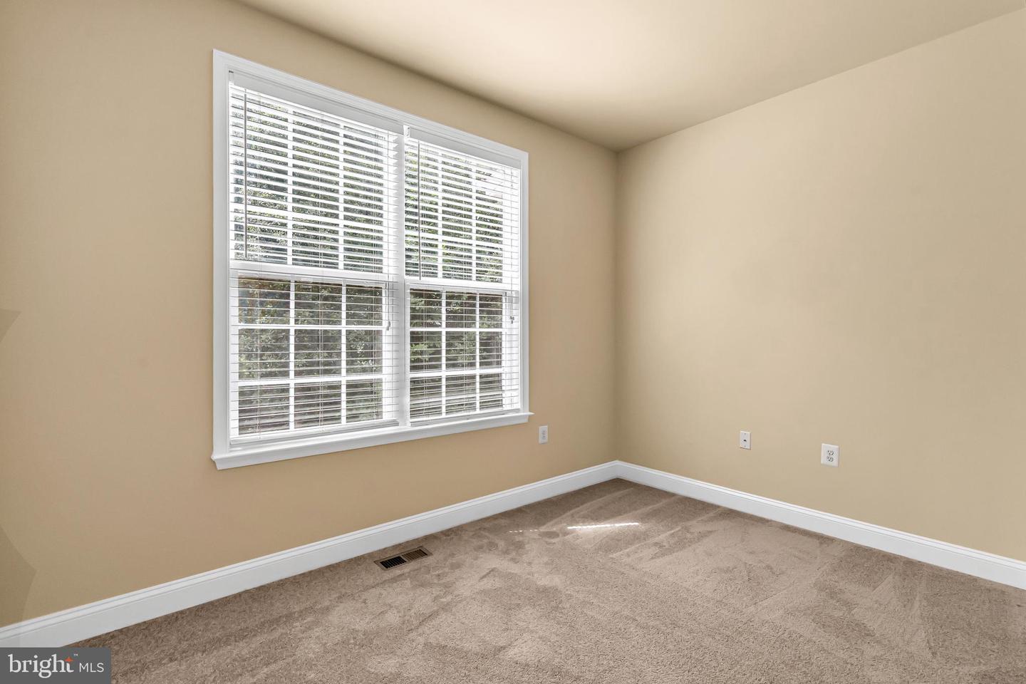 287 Lackawanna Ln Property Photo 19