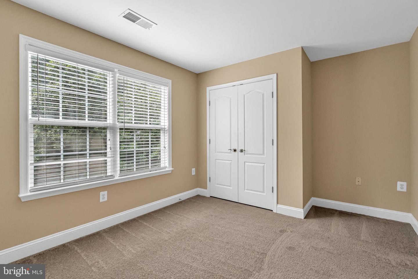 287 Lackawanna Ln Property Photo 23