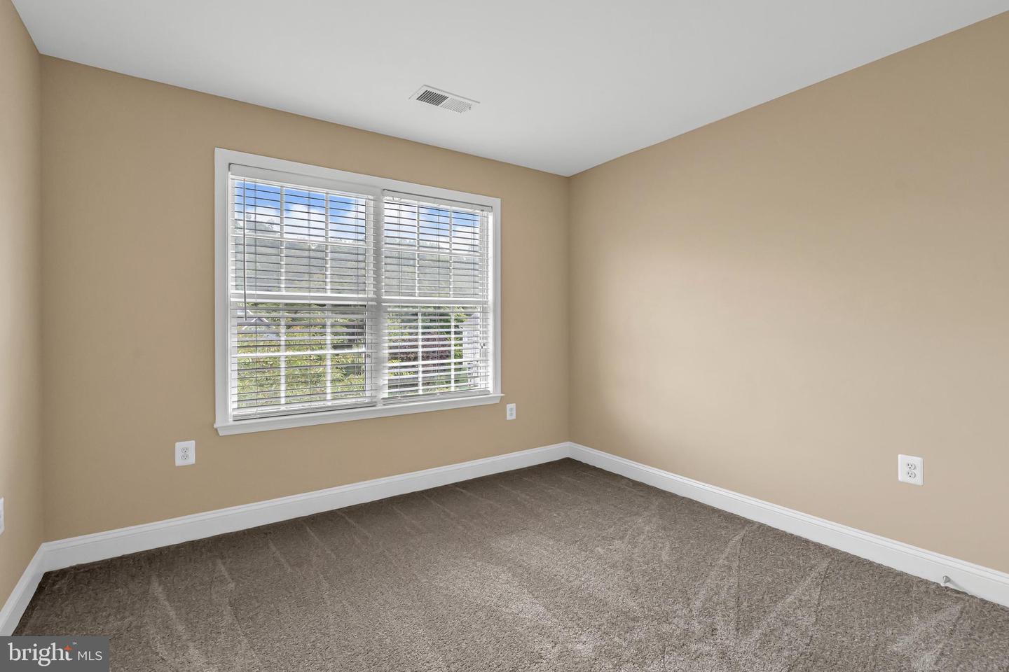 287 Lackawanna Ln Property Photo 25