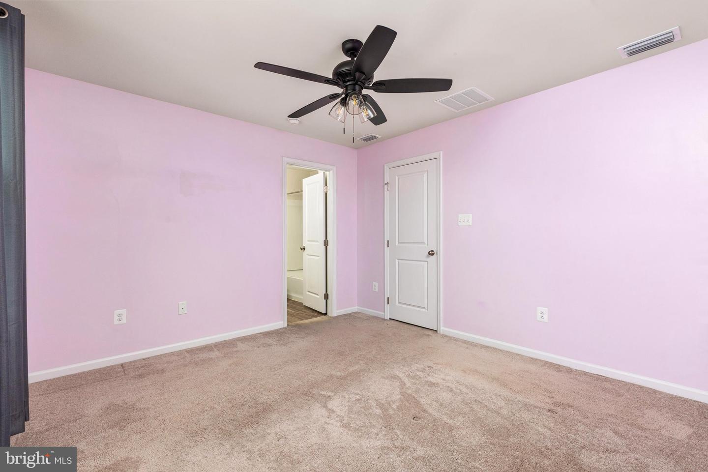 34 Snickers Ct Property Photo 25