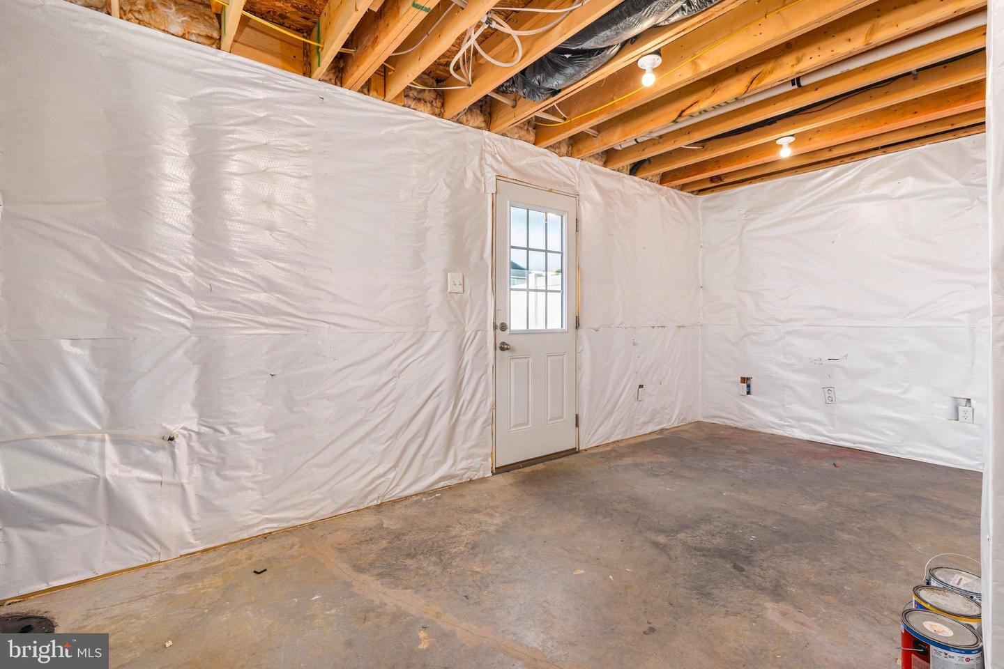 34 Snickers Ct Property Photo 30