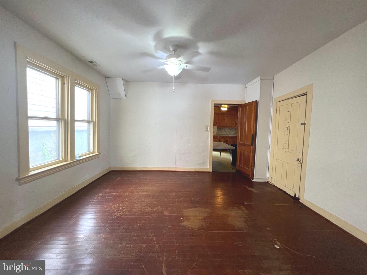 202 E Martin St Property Photo 7
