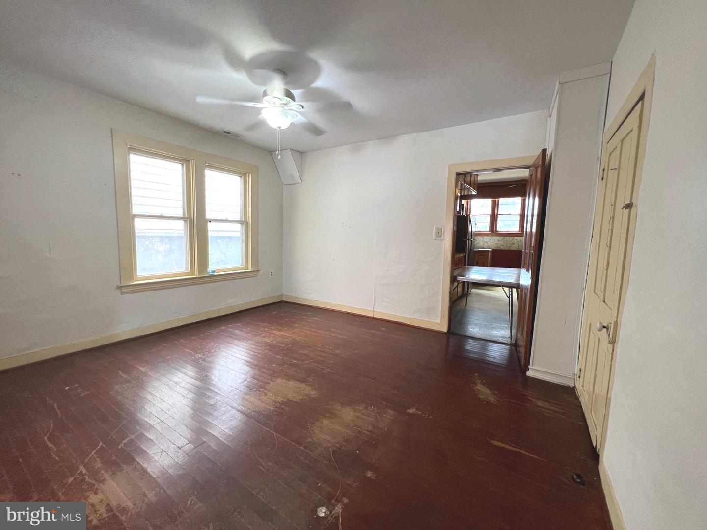 202 E Martin St Property Photo 8