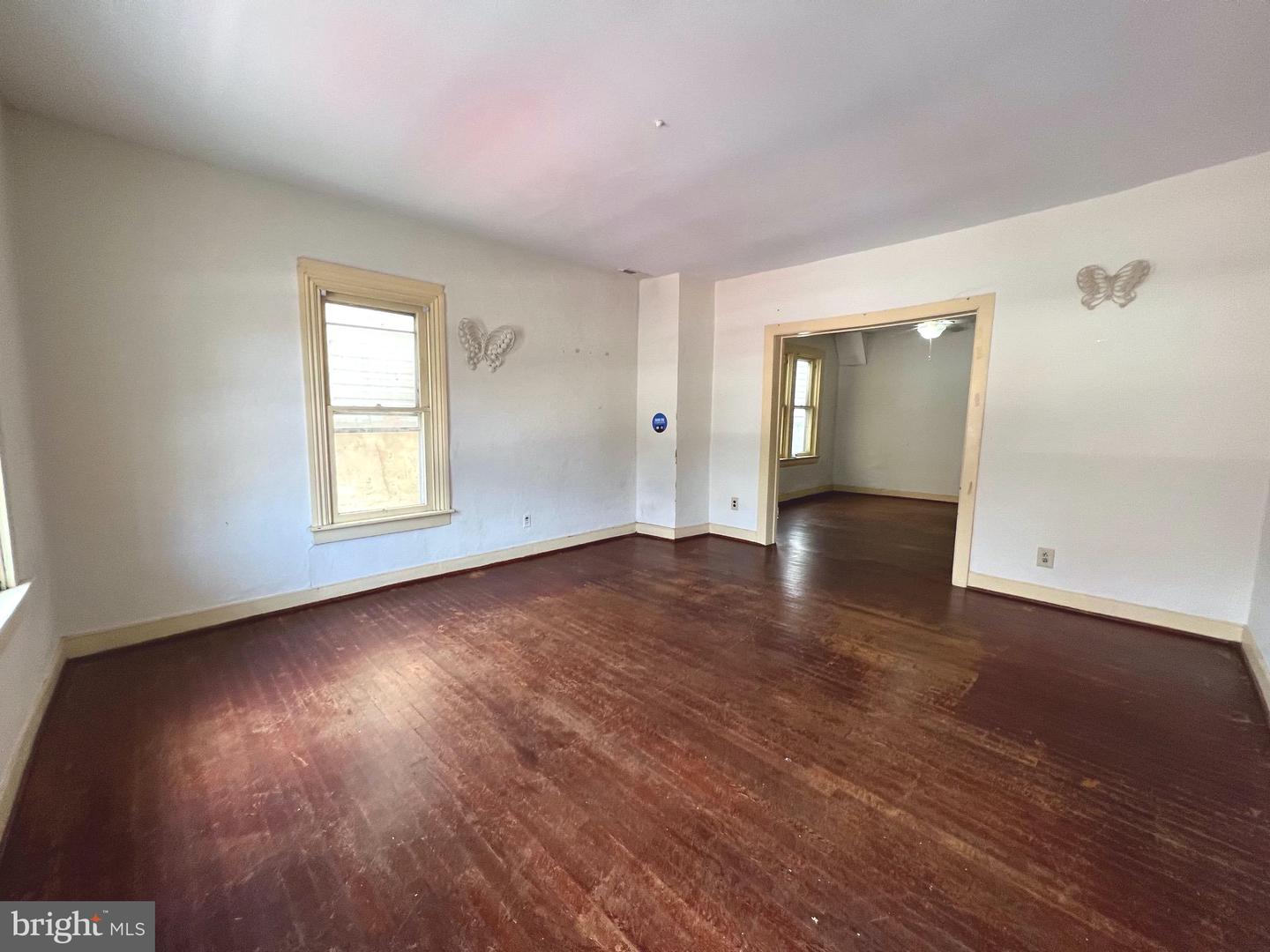 202 E Martin St Property Photo 11