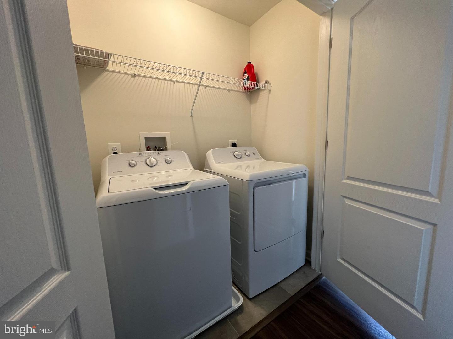 220 Charterhouse St Property Photo 17