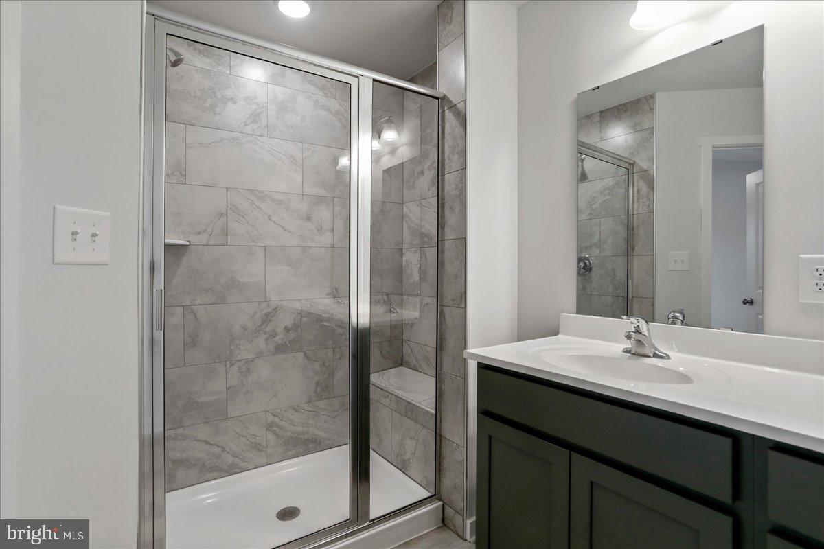 51 Olga Dr Property Photo 27