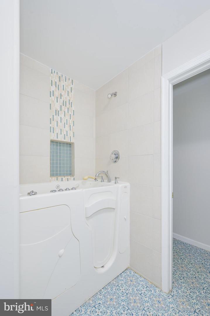 125 Arrowhead Rdg Property Photo 47