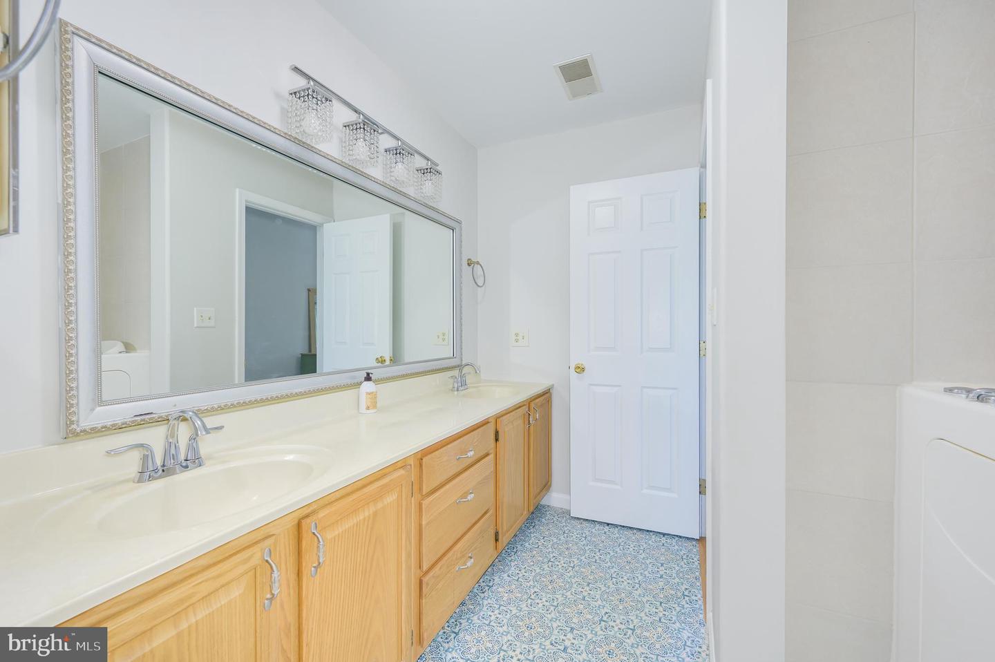 125 Arrowhead Rdg Property Photo 48