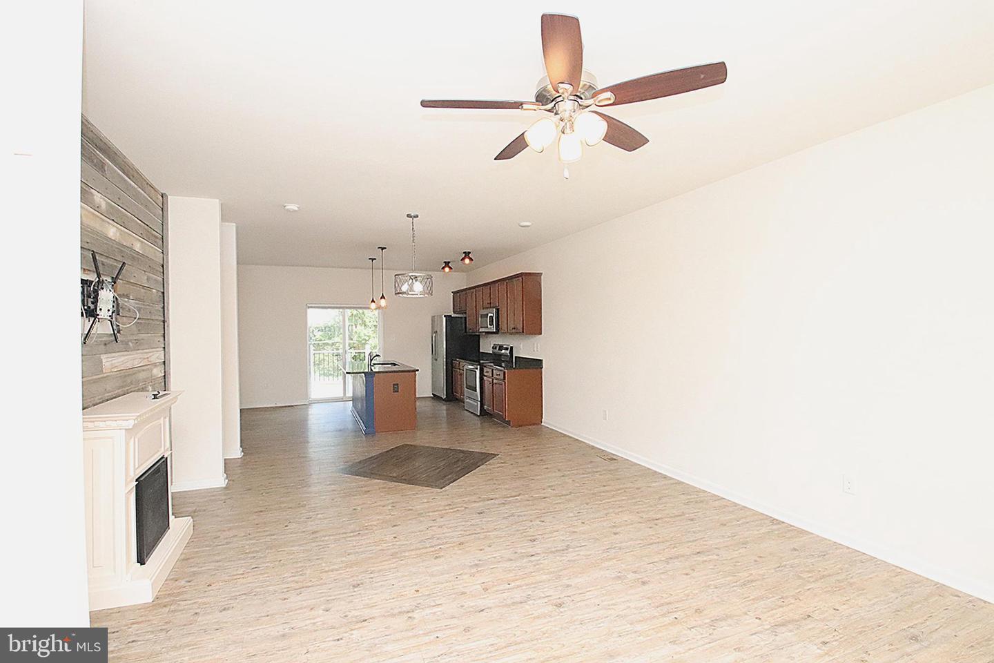 185 Magellan Dr Property Photo 17