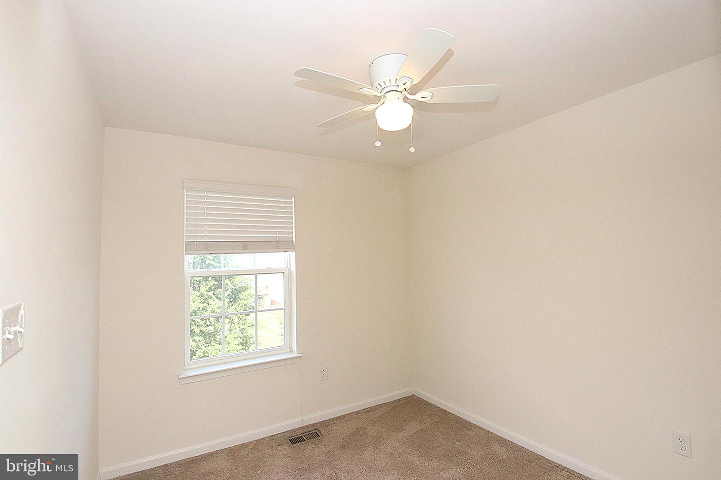 185 Magellan Dr Property Photo 26