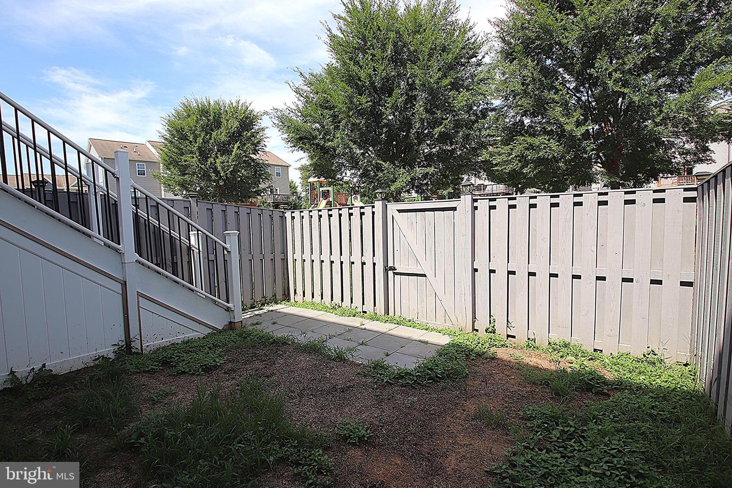 185 Magellan Dr Property Photo 32
