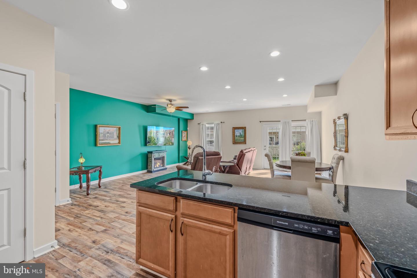 34 Polygon Pl Property Photo 10