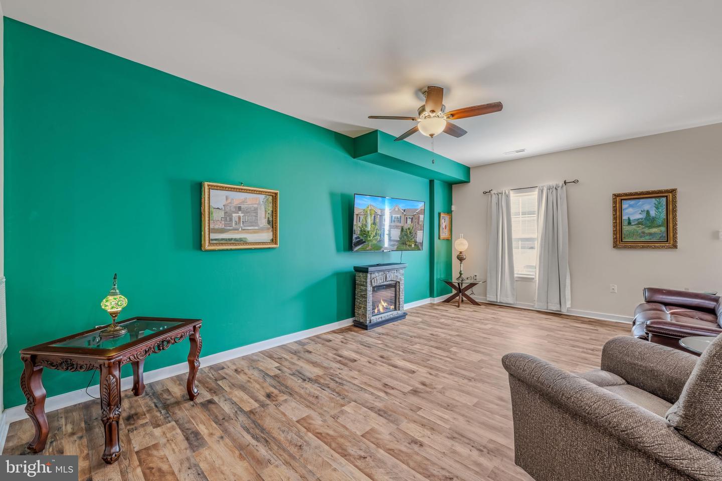 34 Polygon Pl Property Photo 13