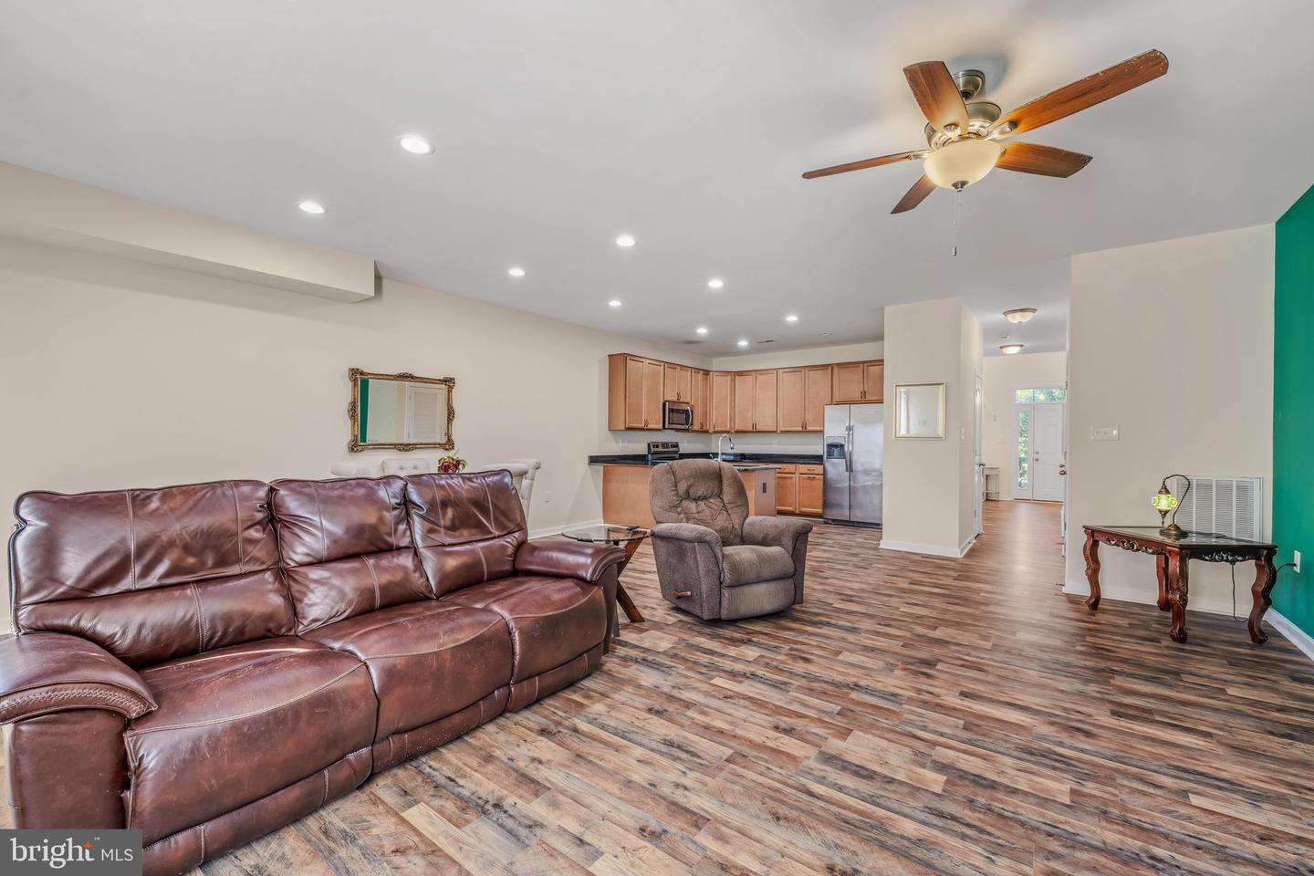 34 Polygon Pl Property Photo 14