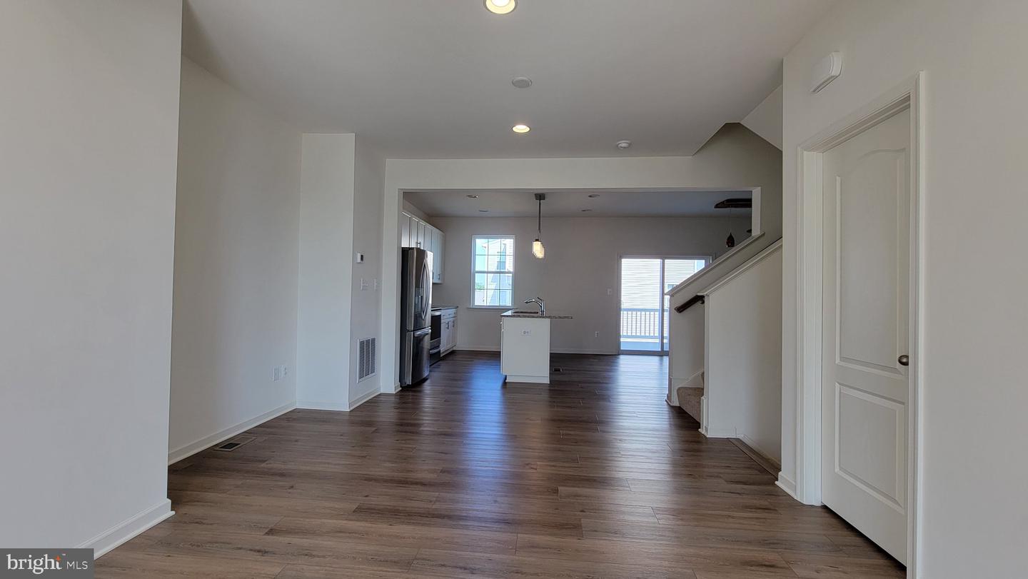 39 Stafford Pl Property Photo 11