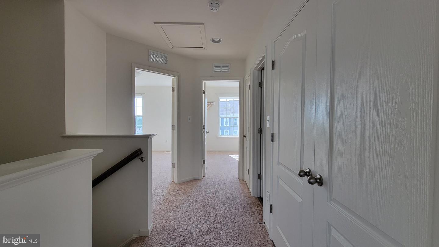 39 Stafford Pl Property Photo 17