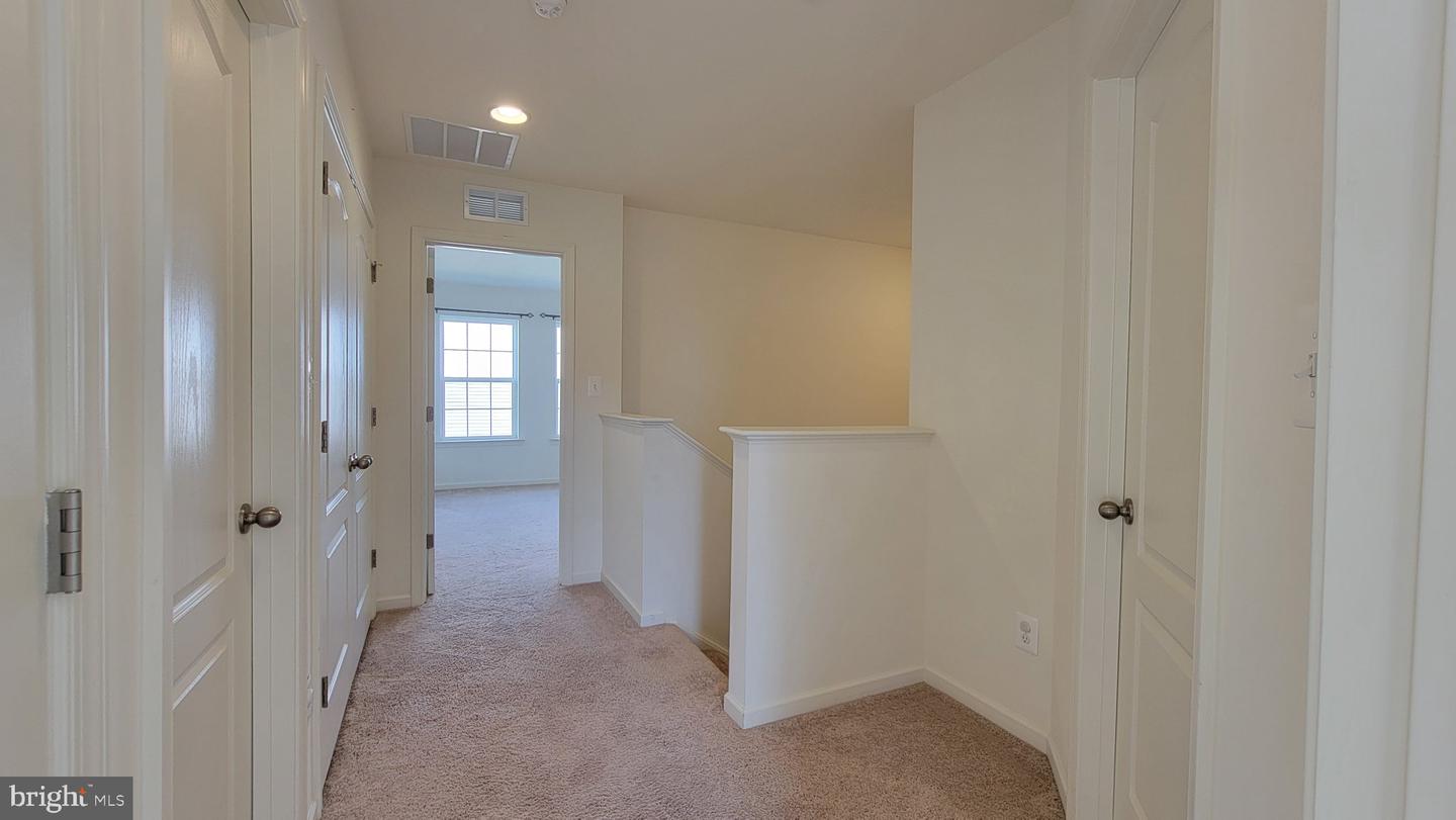 39 Stafford Pl Property Photo 18