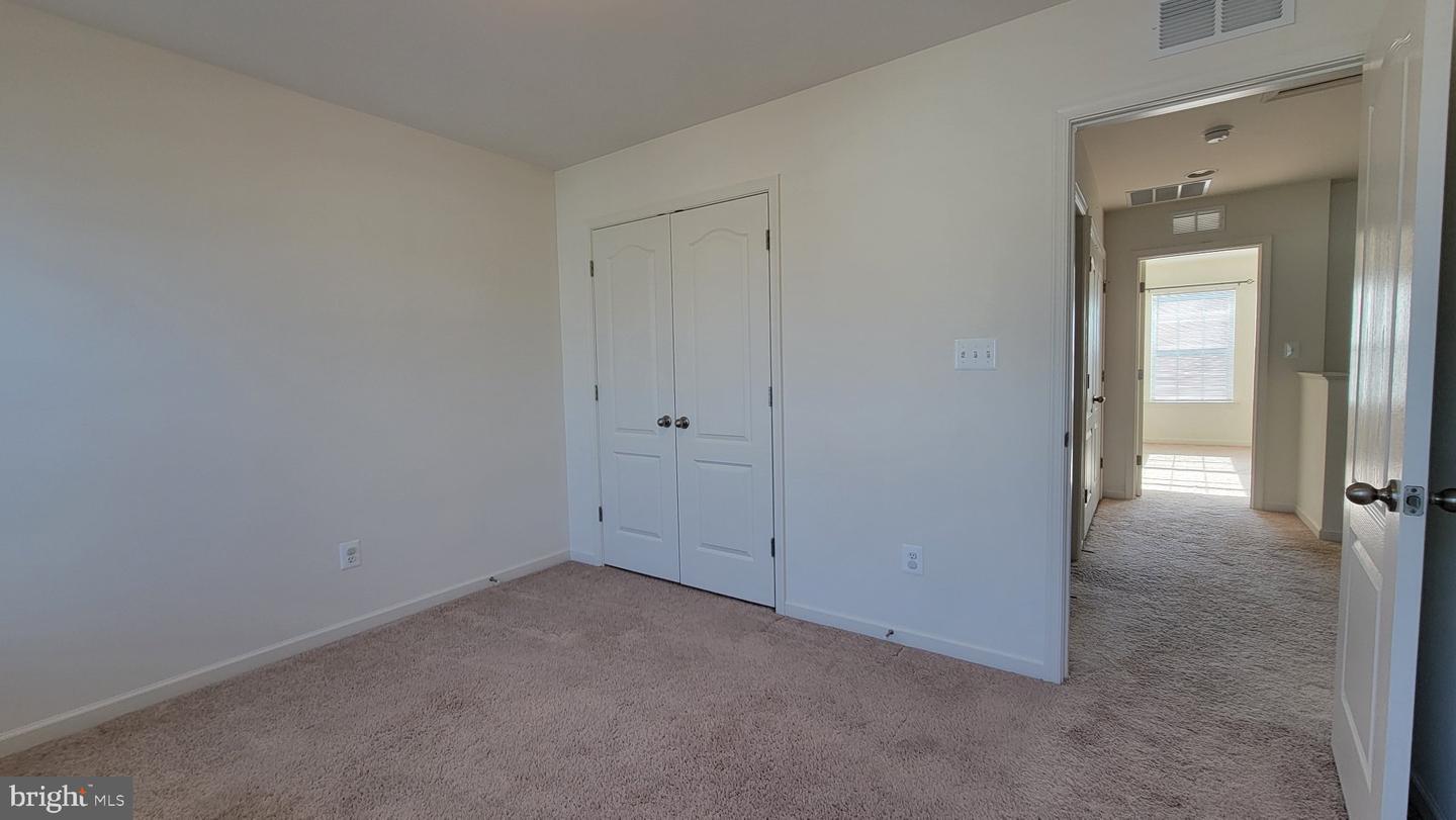 39 Stafford Pl Property Photo 28