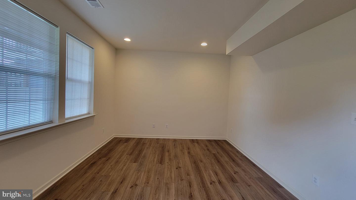 39 Stafford Pl Property Photo 31