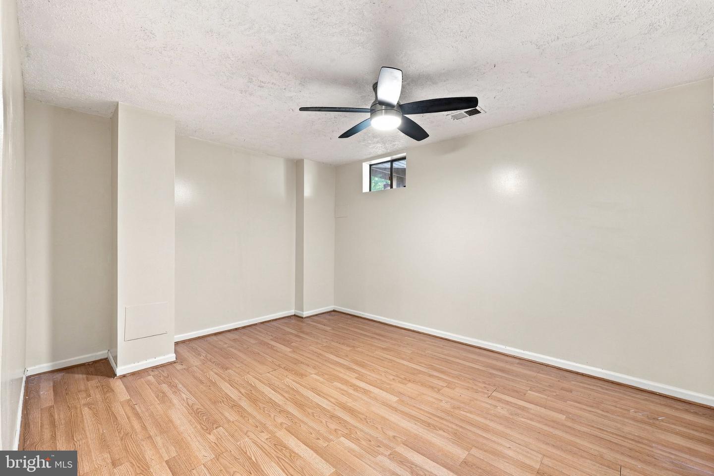 55 Thornberry Dr W Property Photo 4