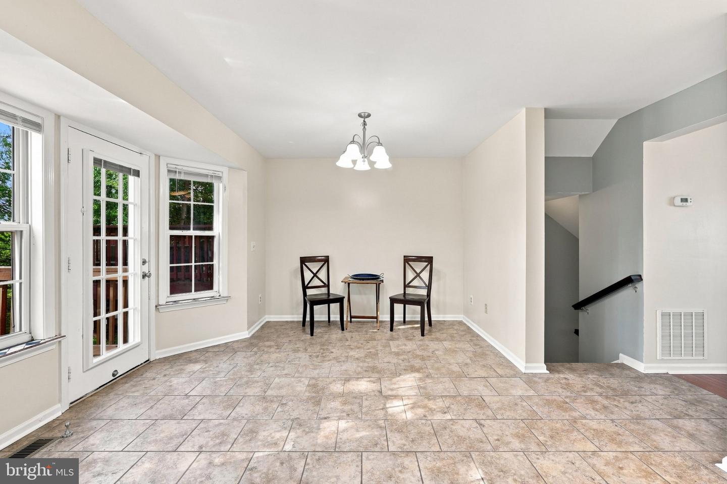 55 Thornberry Dr W Property Photo 13