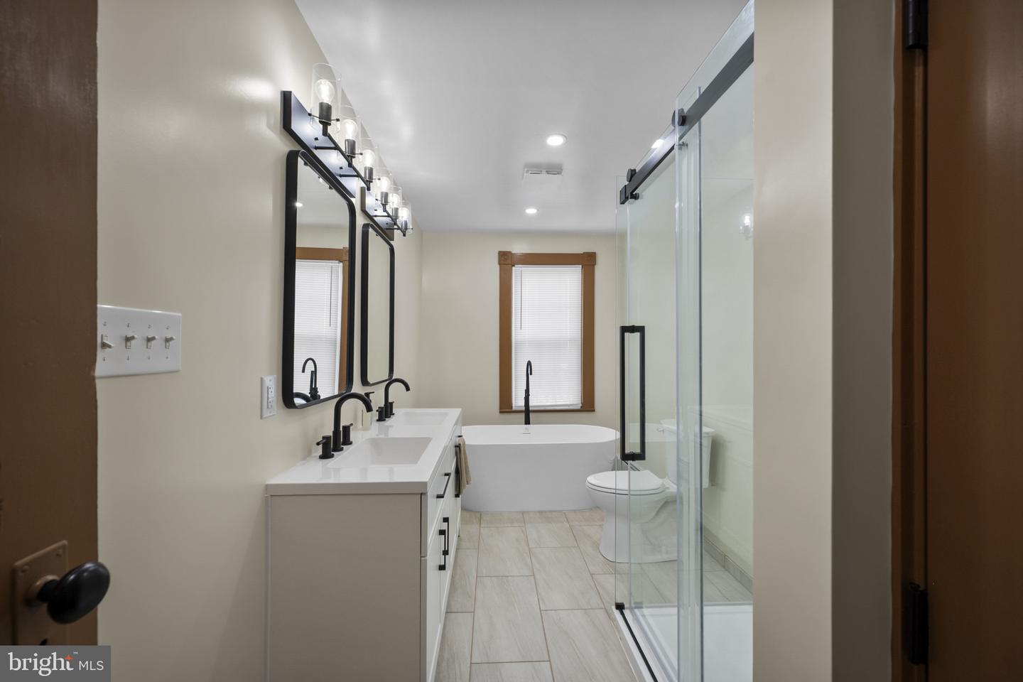 1195 Loop Rd Property Photo 10