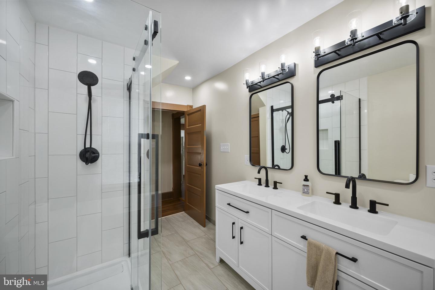 1195 Loop Rd Property Photo 11