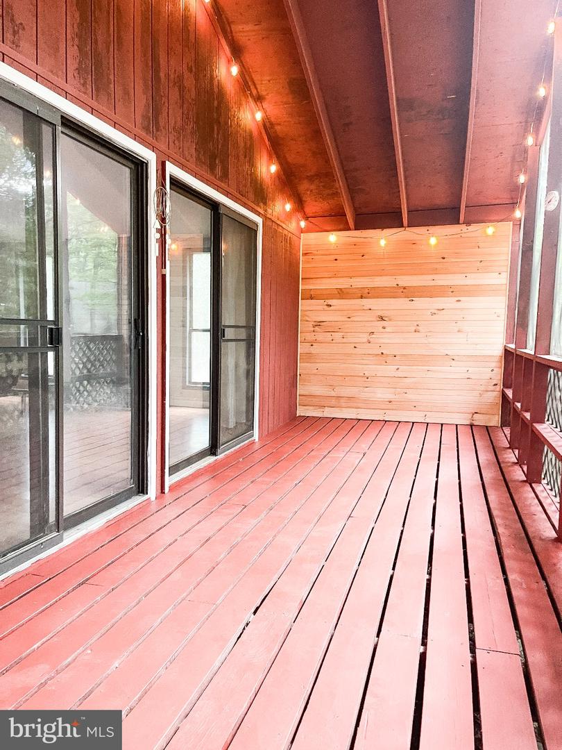 156 Oneida Trl Property Photo 6