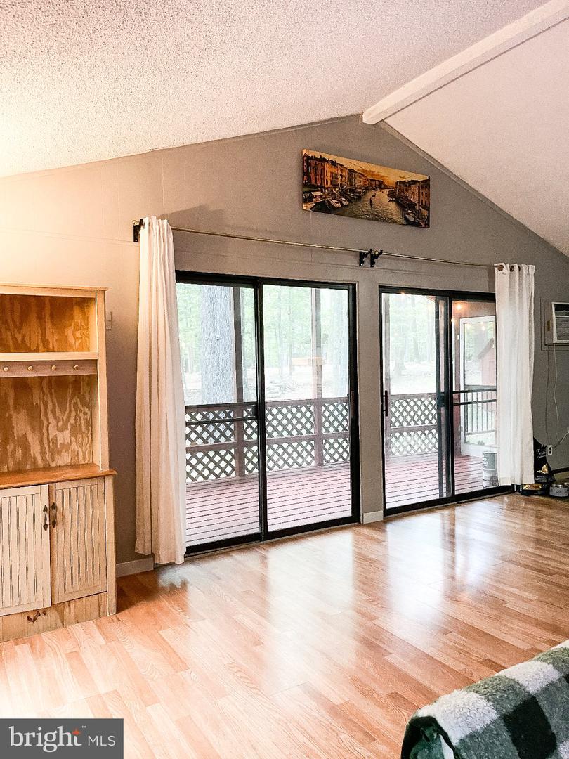 156 Oneida Trl Property Photo 18