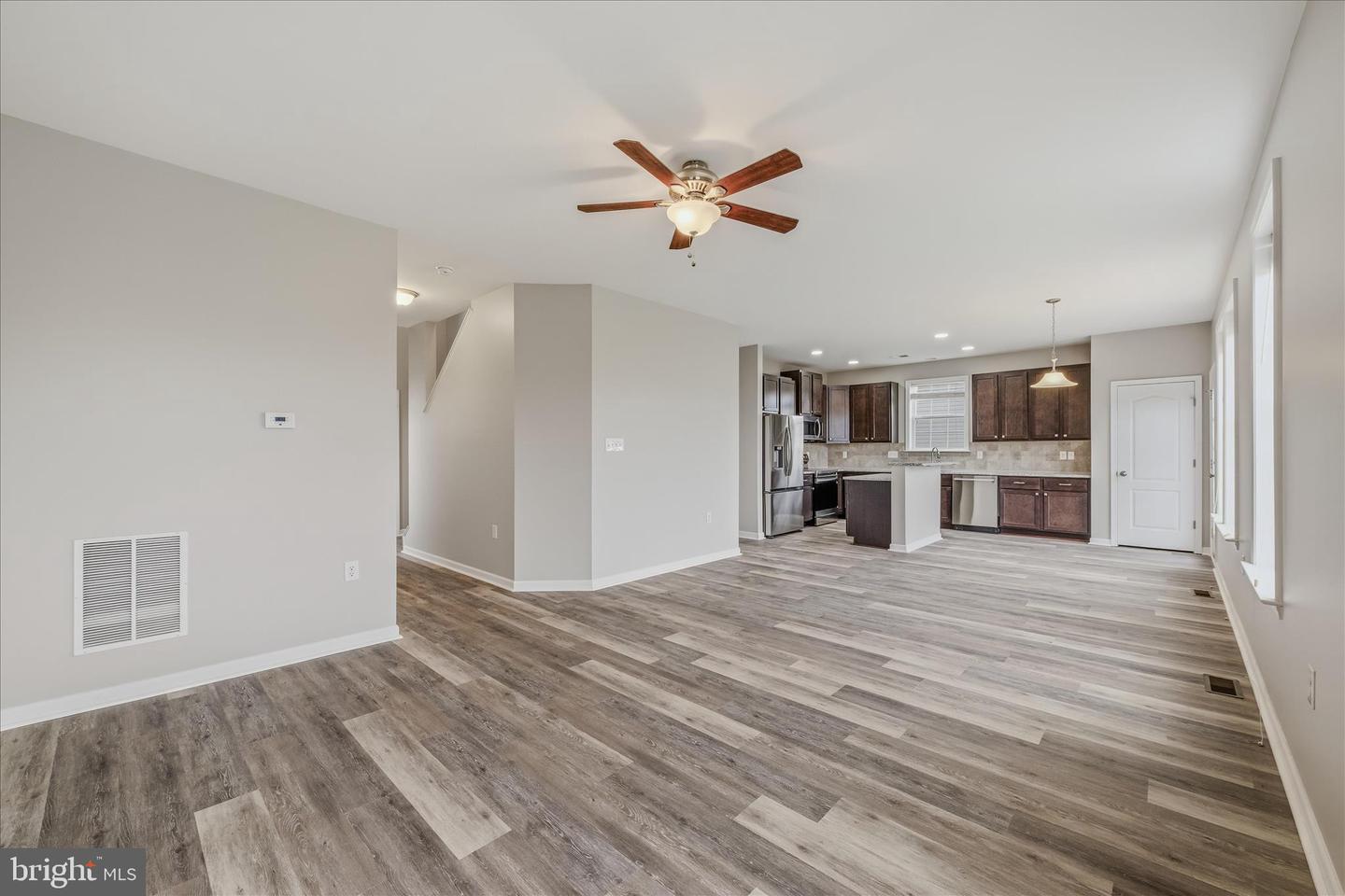 30 Pappy Ct Property Photo 8