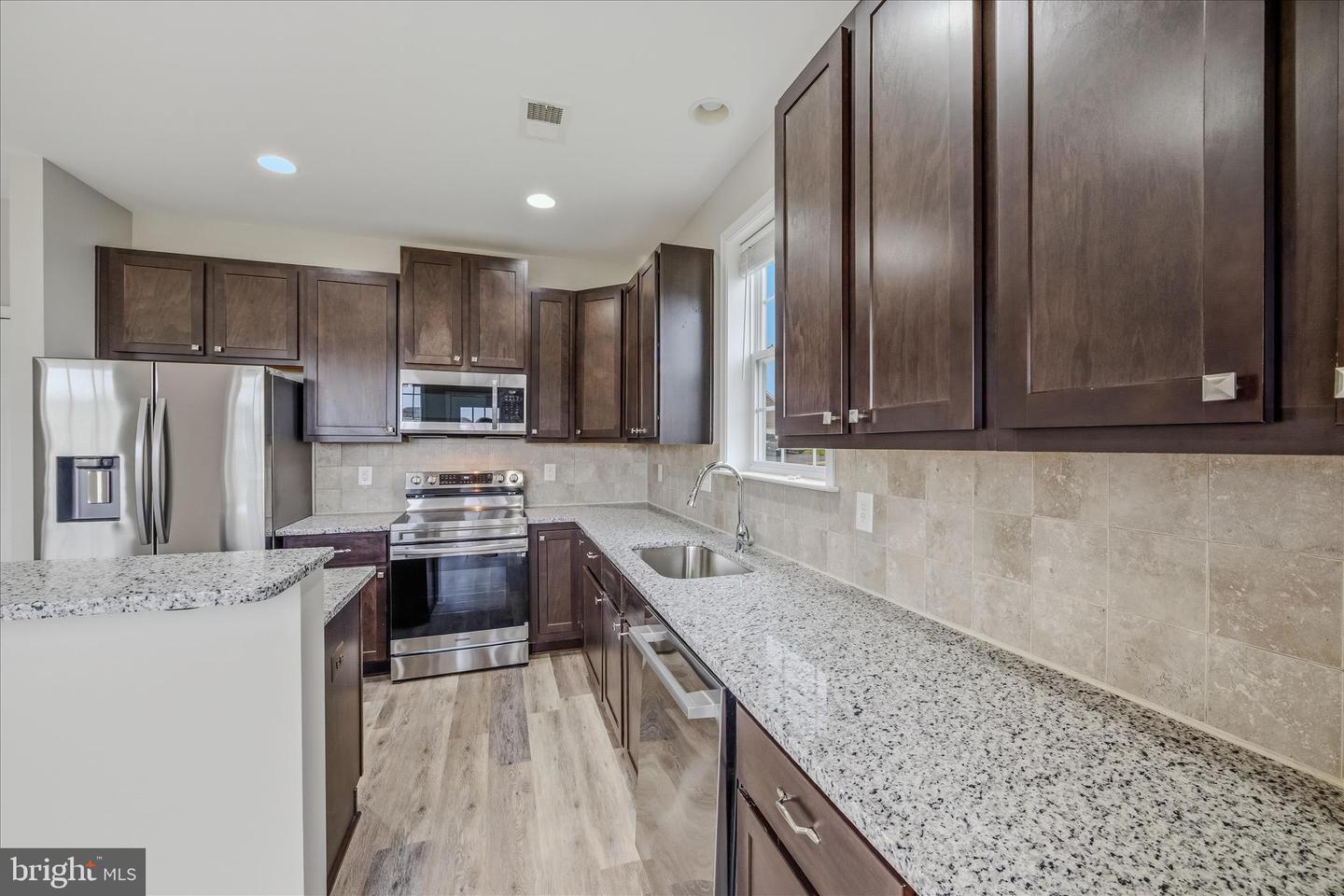 30 Pappy Ct Property Photo 13