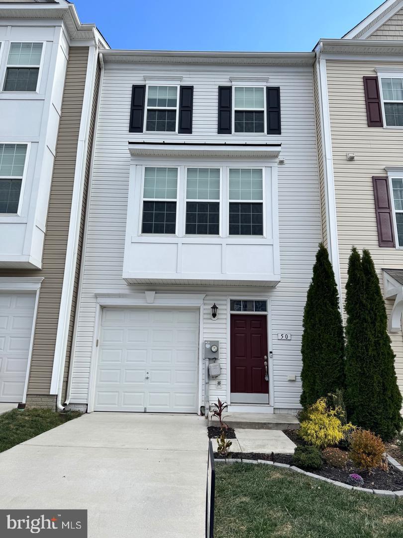 50 LANDIS CT Property Photo 1