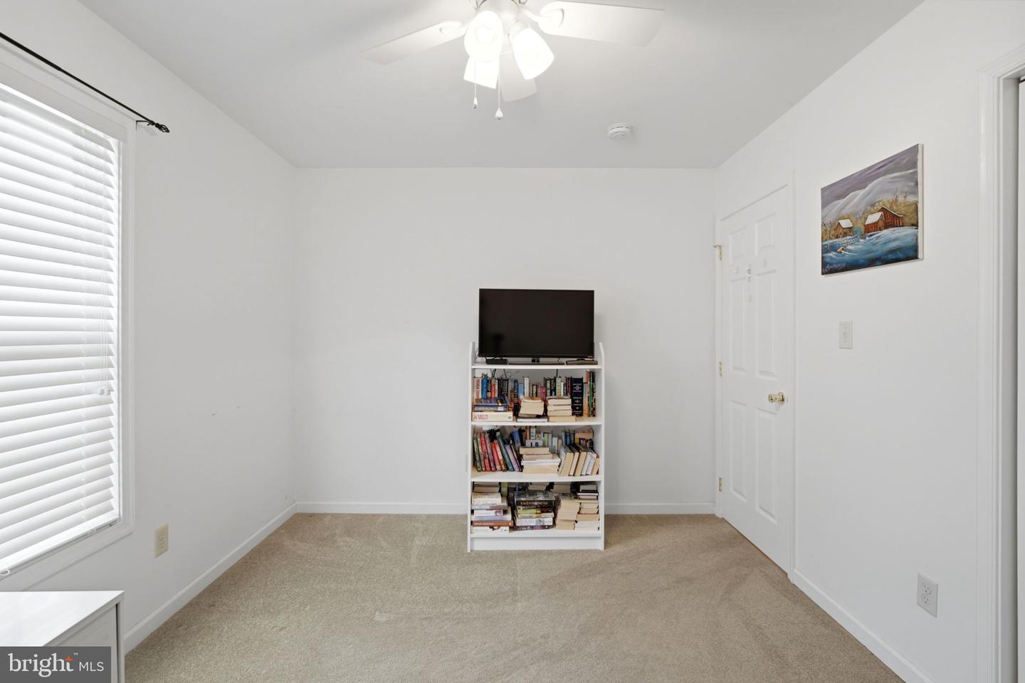 307 Close Dr Property Photo 11